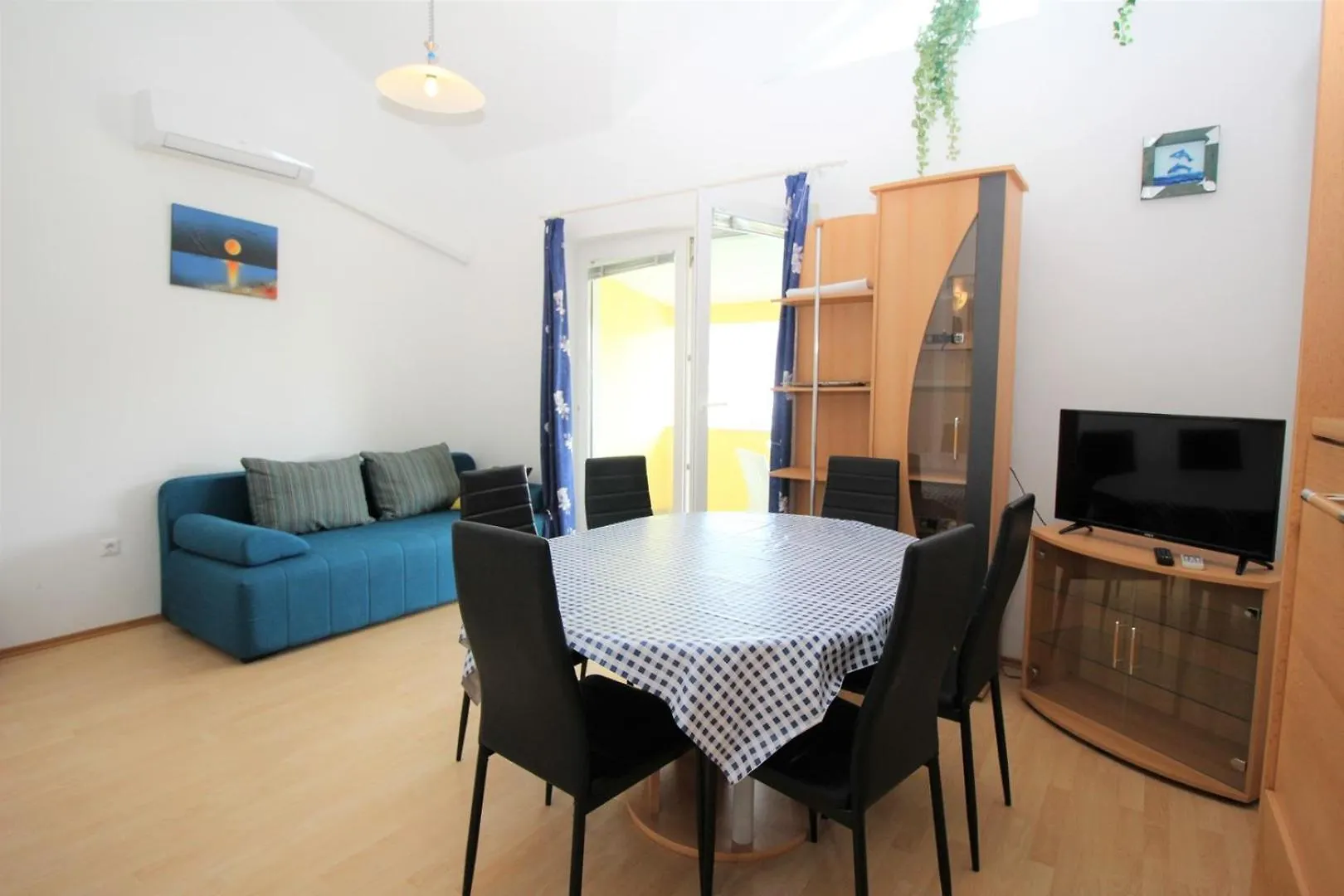Apartment Krznaric Beach Baska